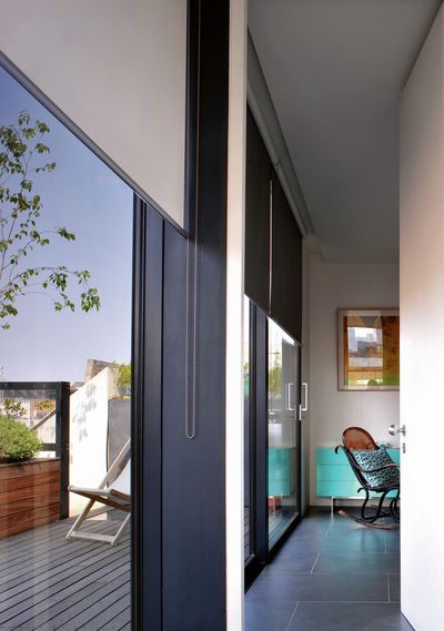 Roller Blind Systems, SG 4910, Multiscreen 1-10%, Room shot "Bateman's Row Penthouse Apartment", London, United Kingdom
