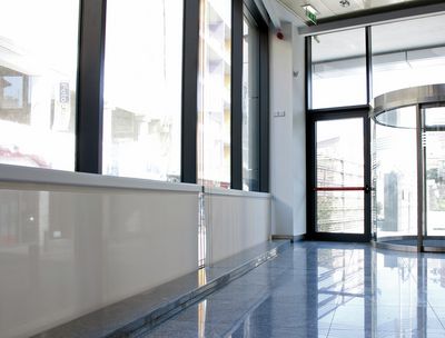Skylight Shading Systems, SG 8600, Multiscreen 1-10%, Room shot "FIMBank", Malta